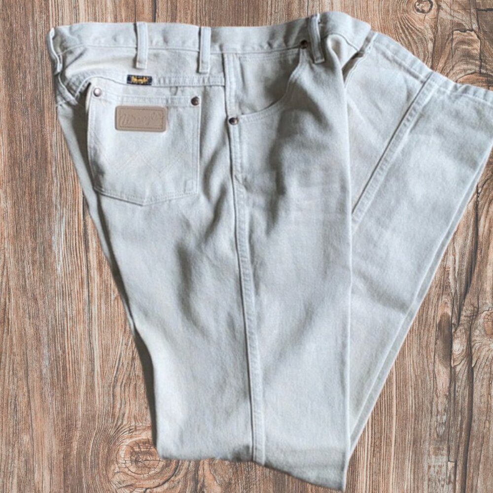 Brand new Wranglers in W32/L34